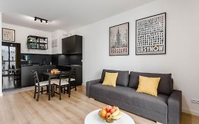 Chill Apartments Warsaw Airport